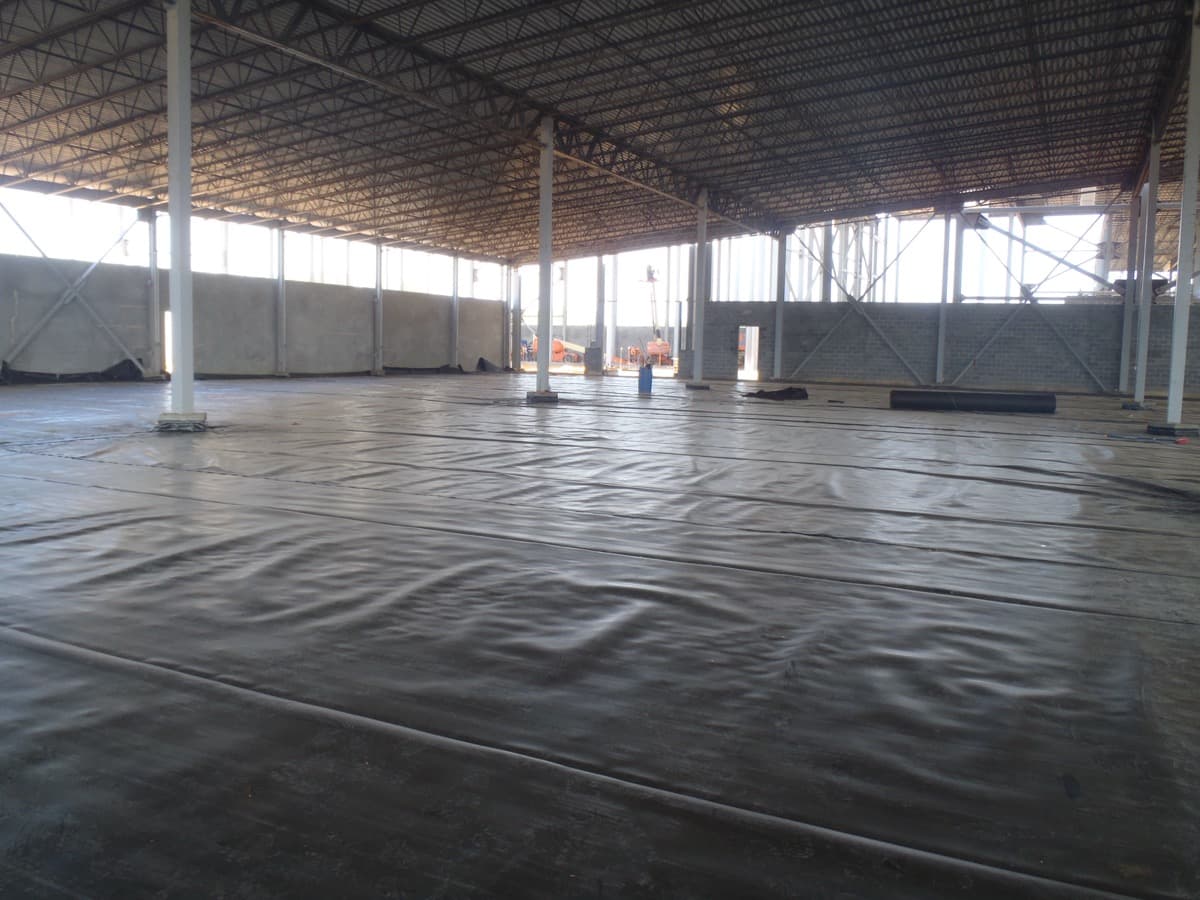 EFI USA tank liner and containment installation